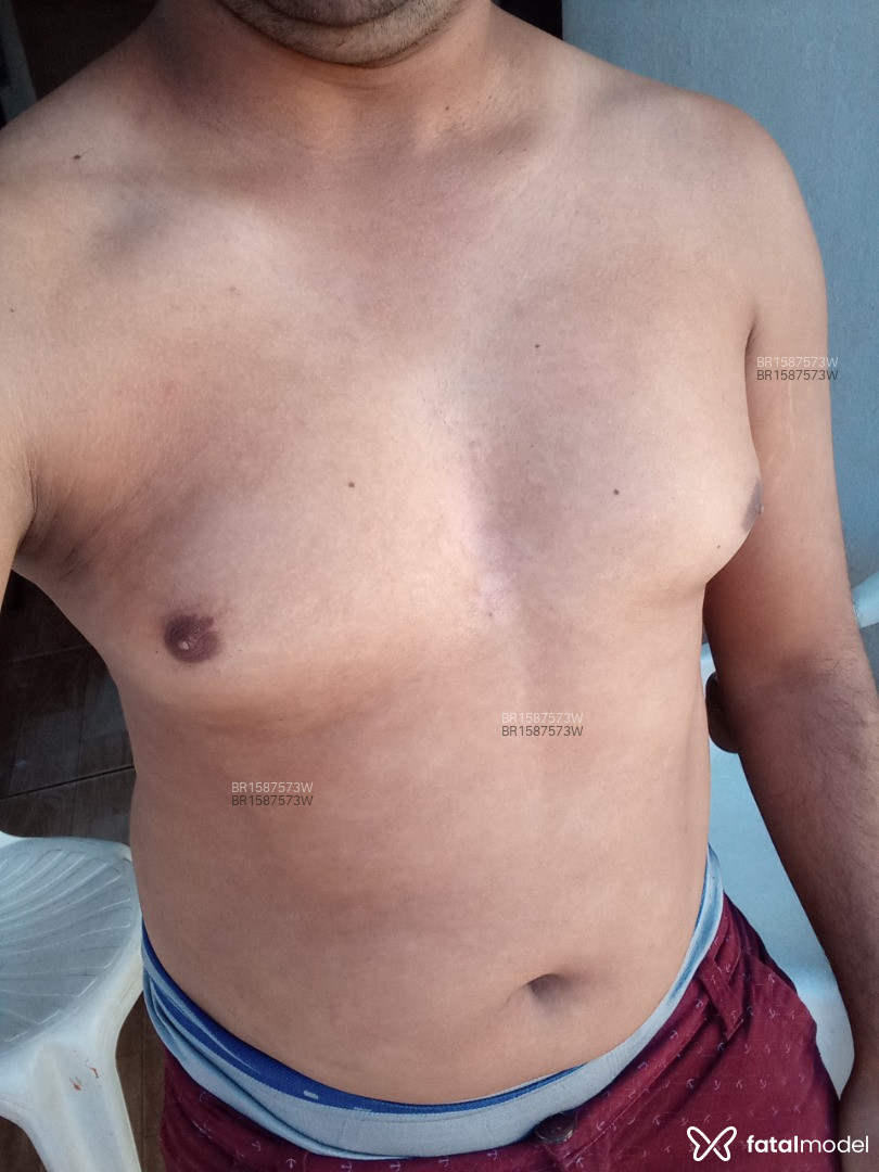 Acompanhante homem morena (o) de olhos castanhos em Leme Acompanhante homem morena (o) de olhos castanhos em Leme - Douglas