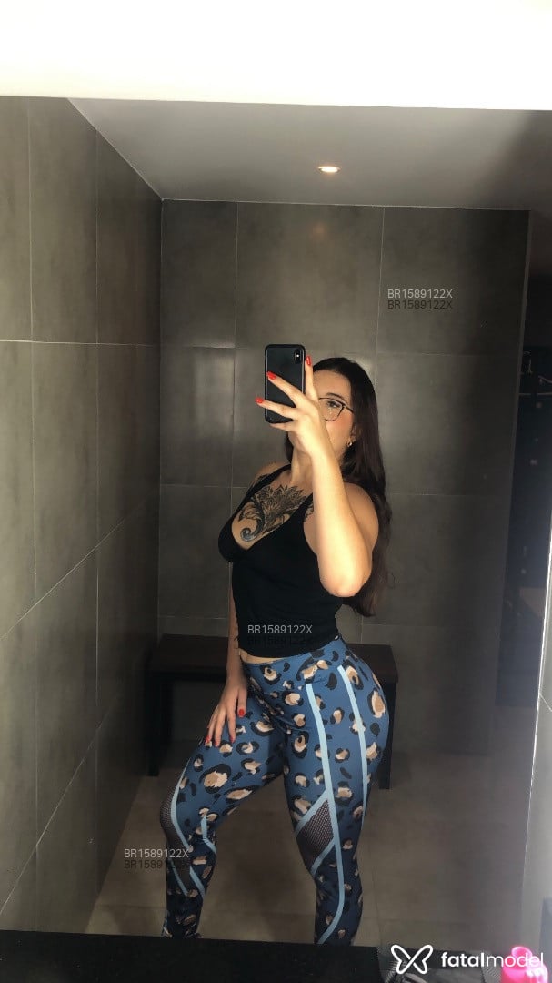 Acompanhante mulher morena (o) de olhos castanhos - Bruna Fonseca Acompanhante mulher morena (o) de olhos castanhos - Bruna Fonseca