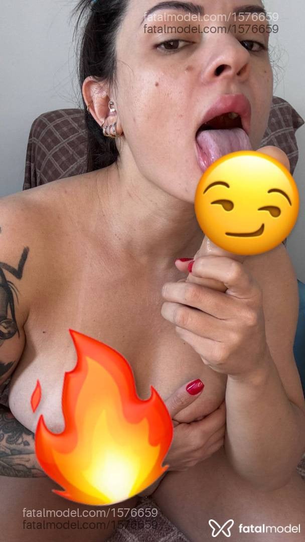 Acompanhante mulher com cabelo castanho de olhos castanhos - Jessica Kilian