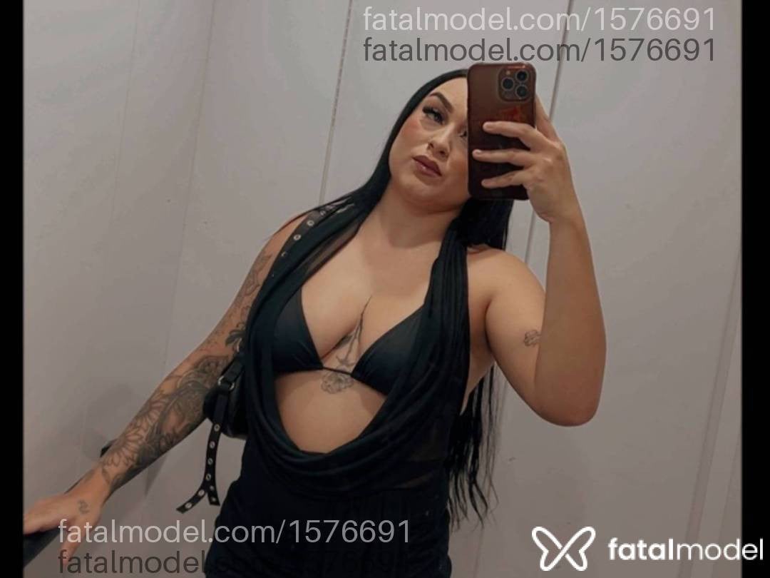 Acompanhante mulher morena (o) de olhos castanhos - Ana laura