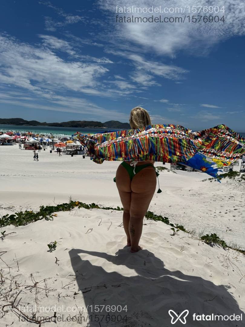Acompanhante mulher loira (o) de olhos mel em Franca - Mikaelle Lins
