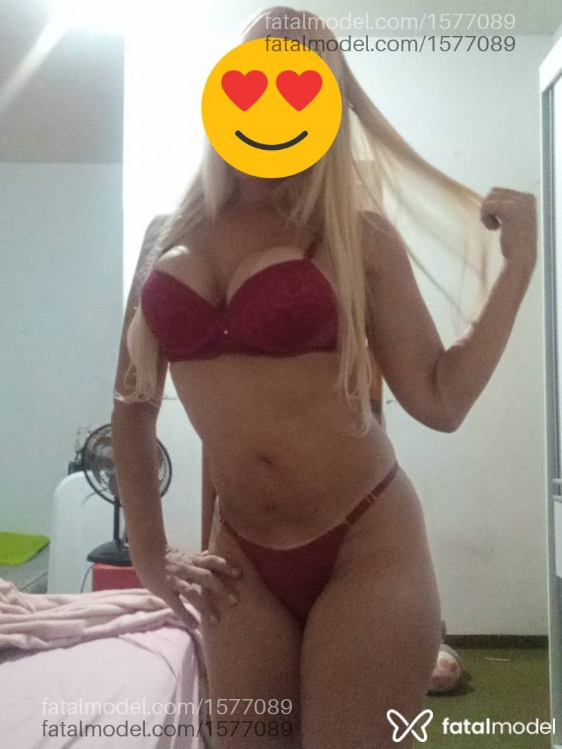 Acompanhante mulher loira (o) de olhos castanhos - Melissa love