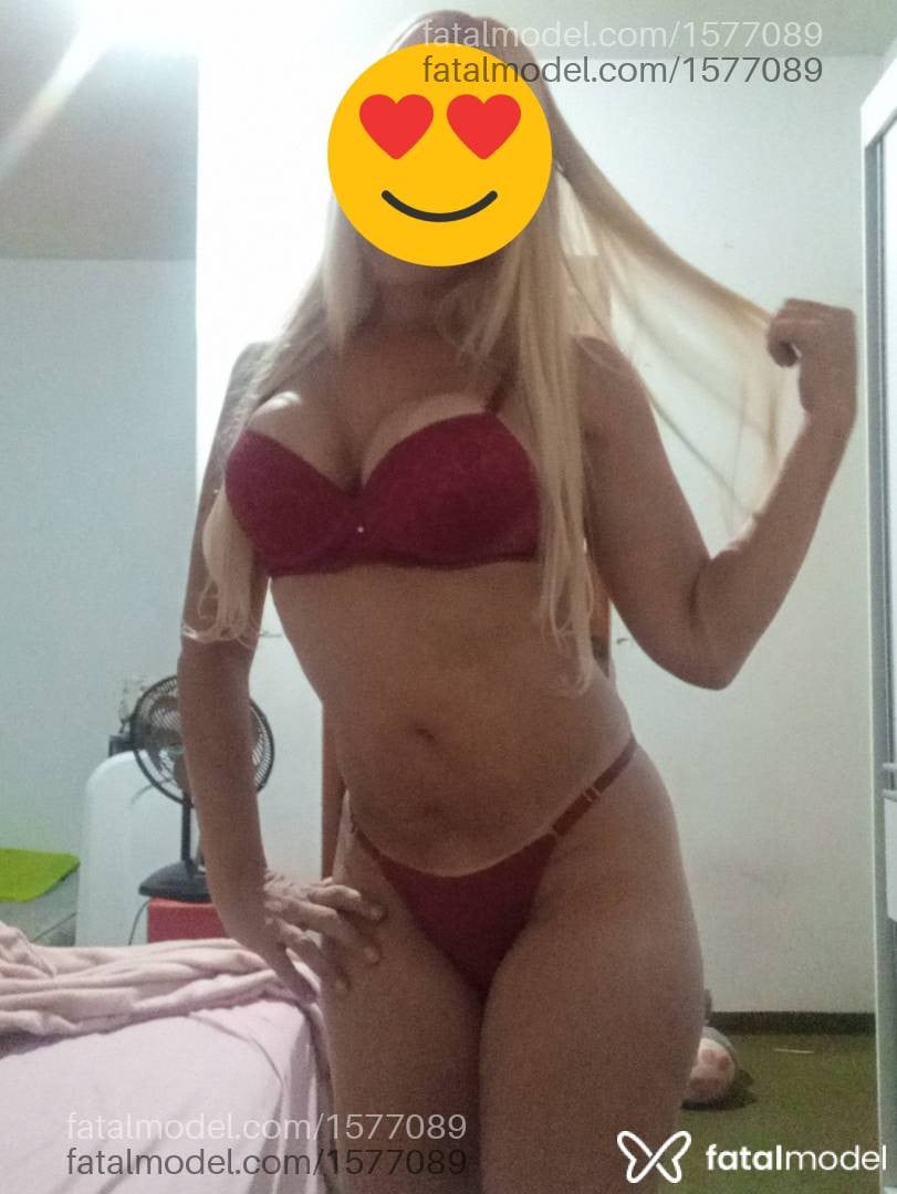 Acompanhante mulher loira (o) de olhos castanhos - Melissa love