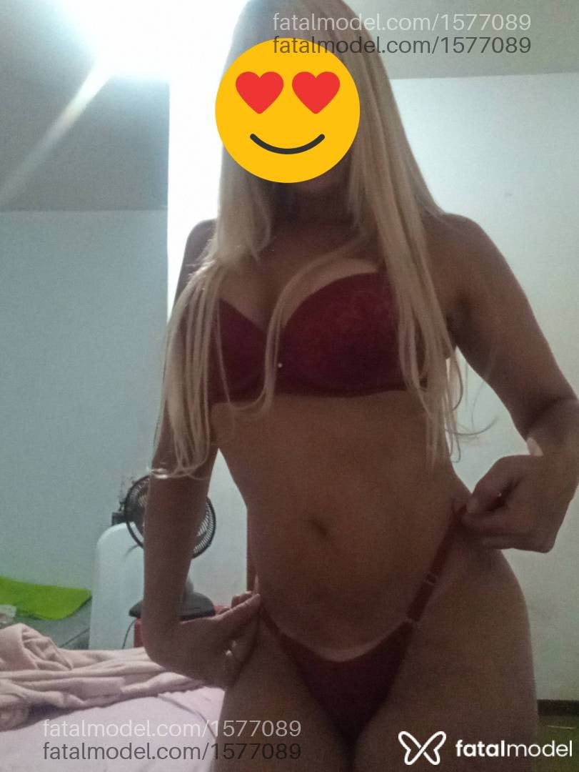 Acompanhante mulher loira (o) de olhos castanhos - Melissa love