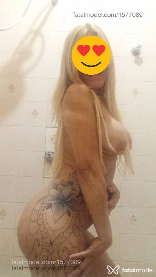 Acompanhante mulher loira (o) de olhos castanhos - Melissa love