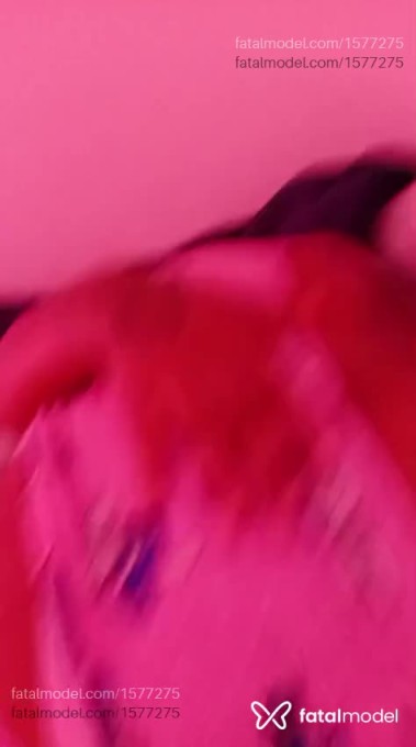 Acompanhante mulher com cabelo castanho de olhos mel - Camila Santos Acompanhante mulher com cabelo castanho de olhos mel - Camila Santos
