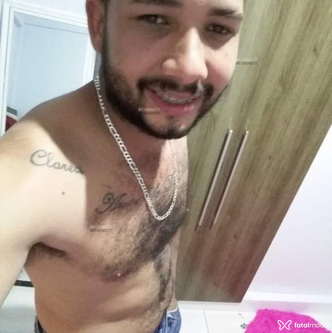 Acompanhante homem morena (o) de olhos castanhos em Sombrio Acompanhante homem morena (o) de olhos castanhos em Sombrio - Bruninho vm conhec