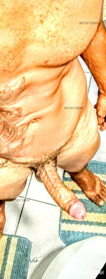 Acompanhante homem com cabelo castanho de olhos castanhos em Salvador - Santos