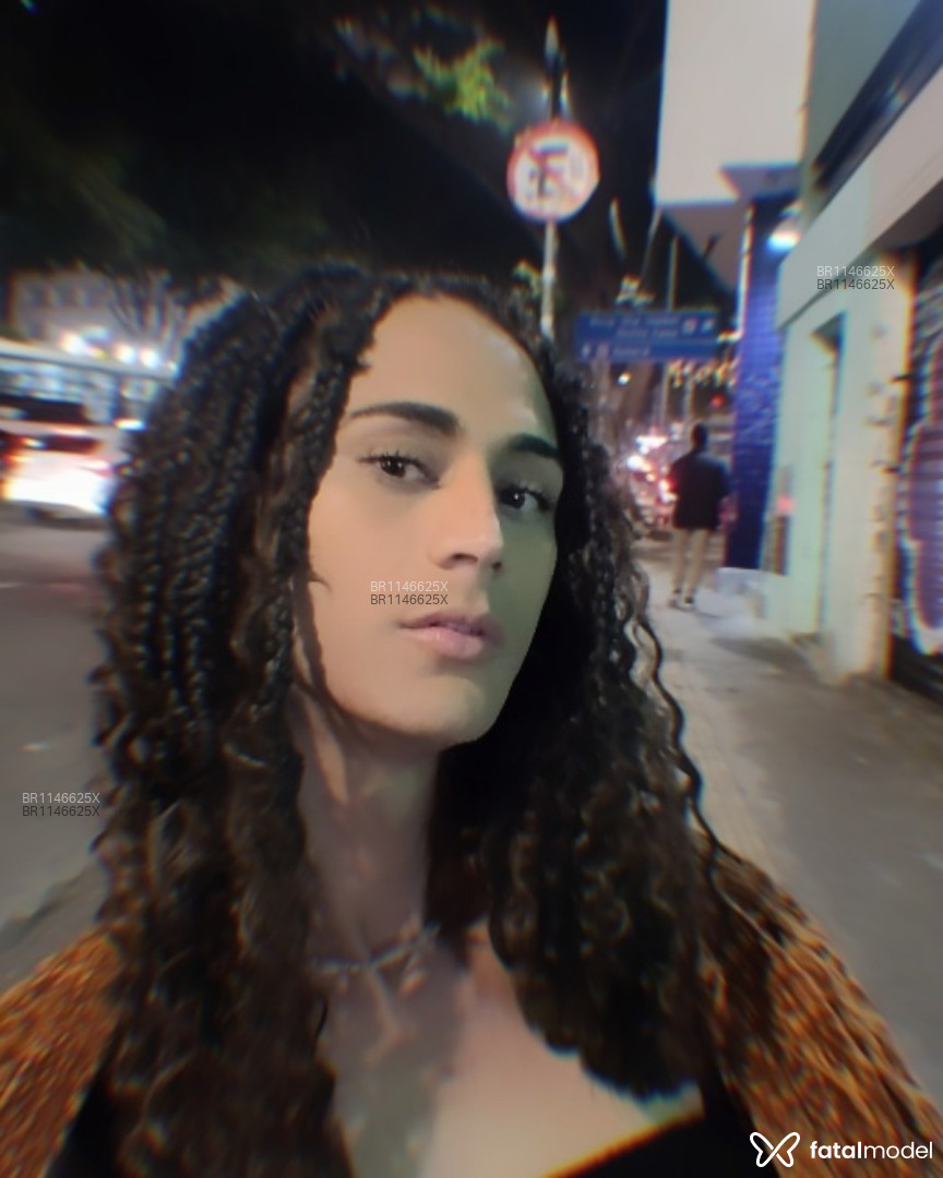 Acompanhante mulher trans morena (o) de olhos pretos em São Paulo - Candy Morena