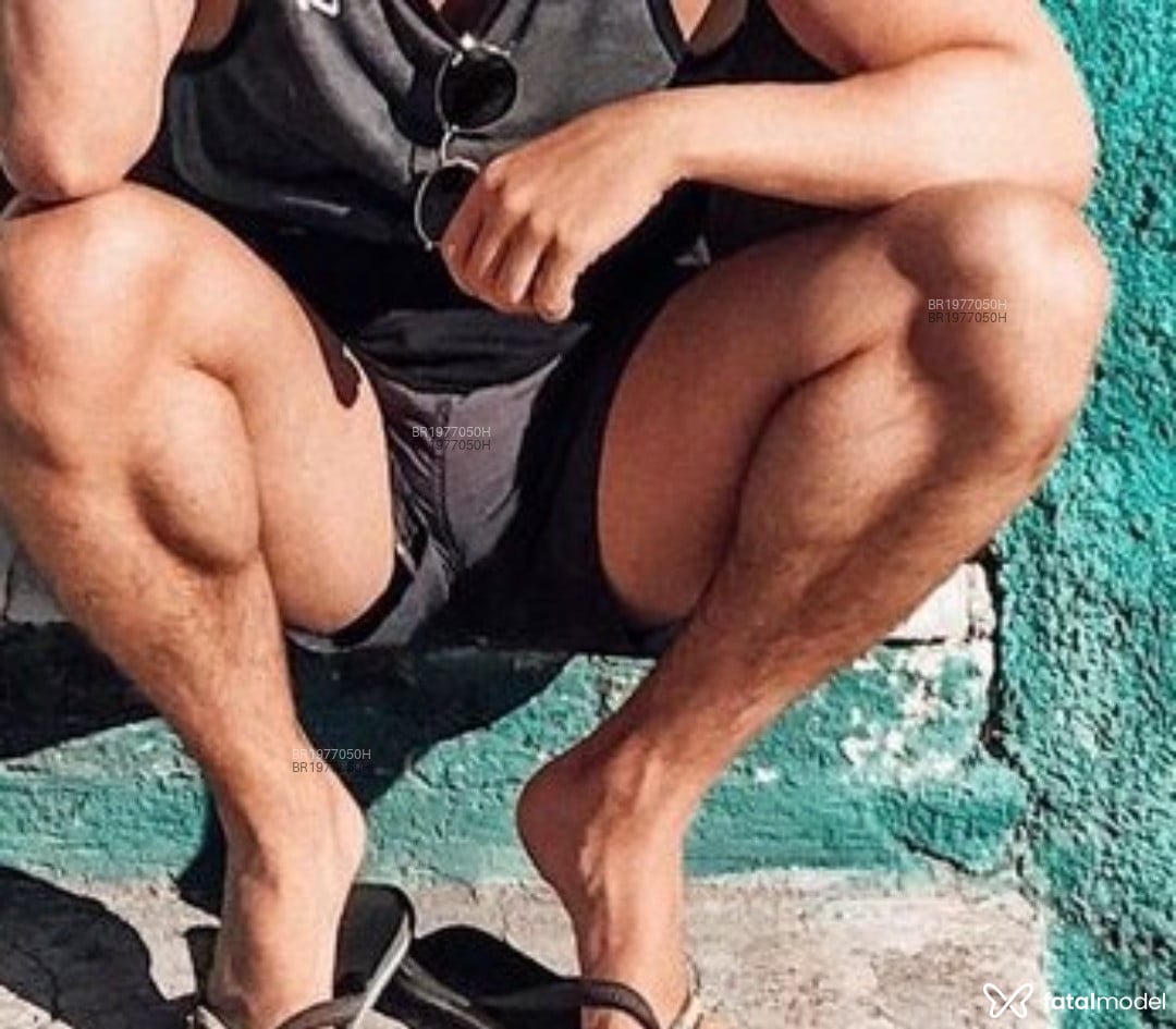 Acompanhante homem morena (o) de olhos castanhos em Joinville - Artista Dom Paolo