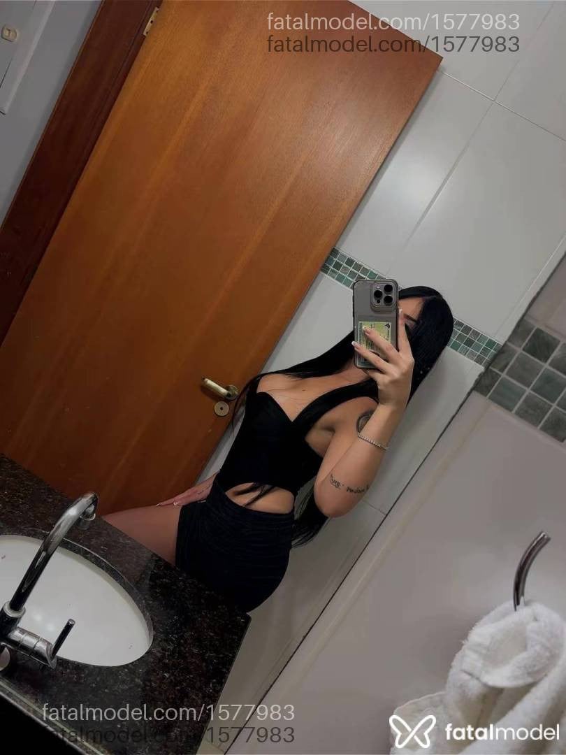 Acompanhante mulher morena (o) de olhos castanhos - Aline Bolzani