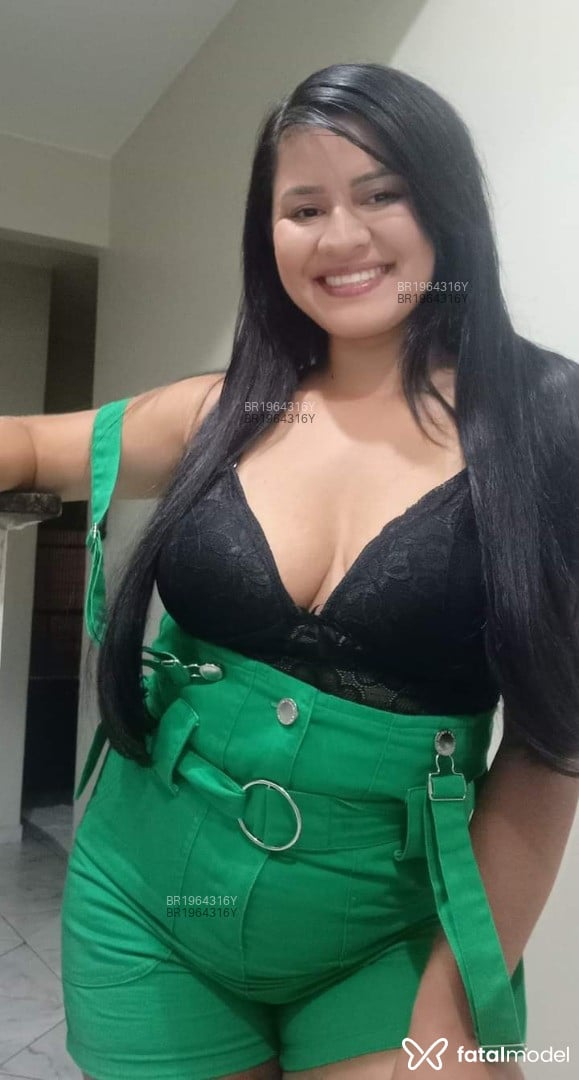 Acompanhante mulher com cabelo castanho de olhos castanhos em Brasília - Brenda