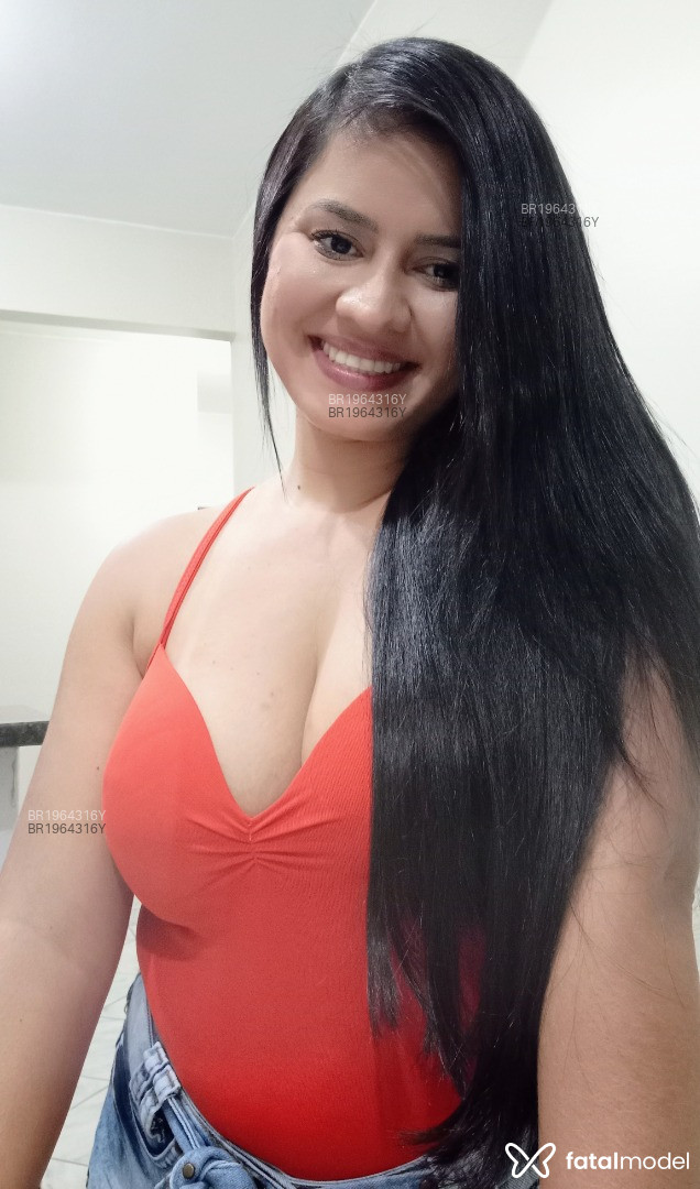 Acompanhante mulher com cabelo castanho de olhos castanhos em Brasília - Brenda