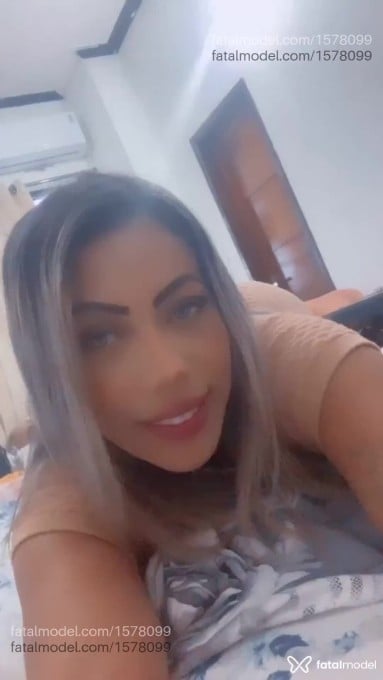 Acompanhante mulher loira (o) de olhos mel em Aracaju Acompanhante mulher loira (o) de olhos mel em Aracaju - Jessy Lopes