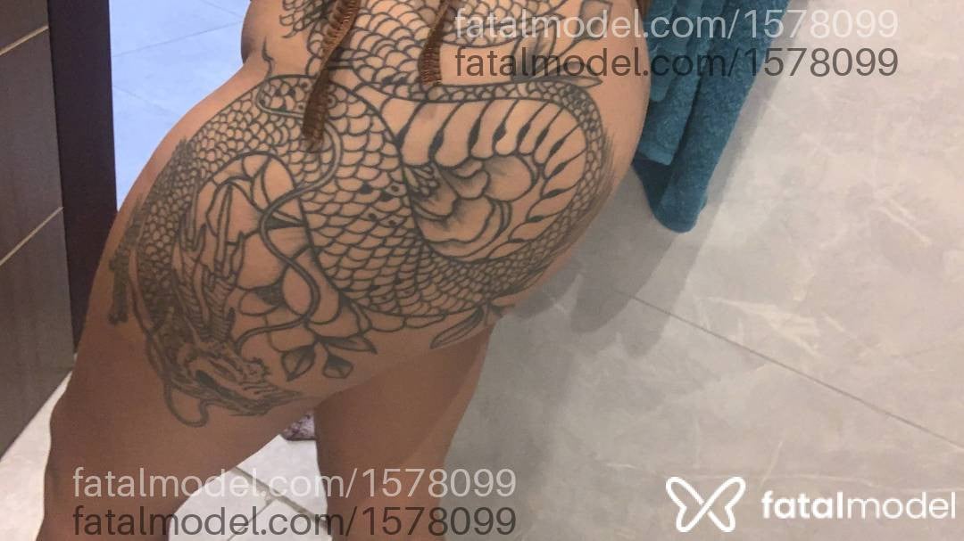 Acompanhante mulher loira (o) de olhos mel - Jessy Lopes