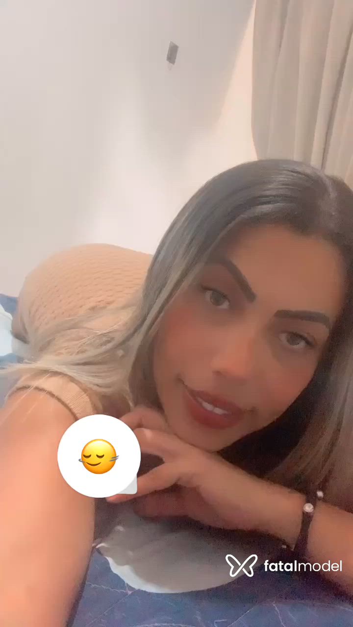 Acompanhante mulher loira (o) de olhos mel - Jessy Lopes Acompanhante mulher loira (o) de olhos mel - Jessy Lopes