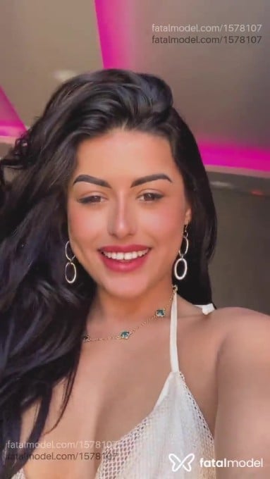 Acompanhante mulher morena (o) de olhos mel em Erechim - Cecília
