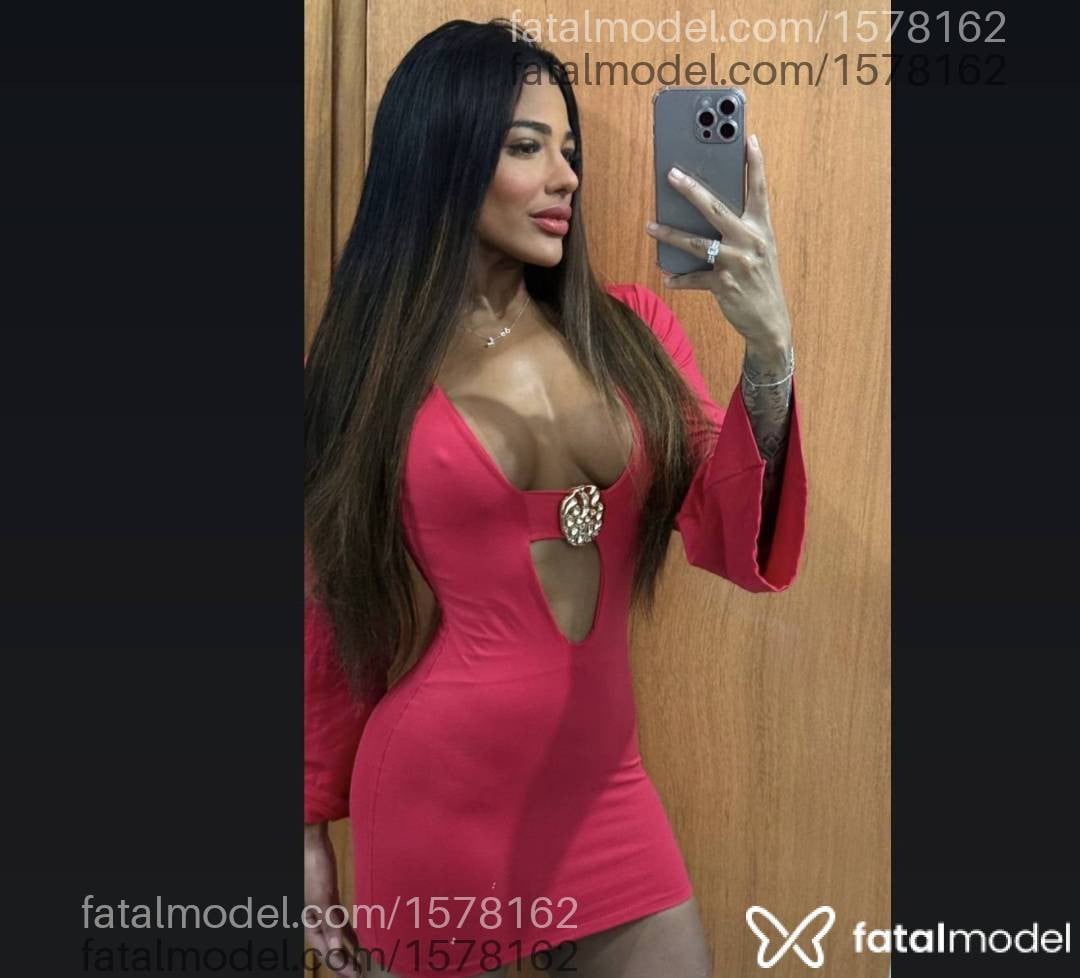 Acompanhante mulher morena (o) de olhos castanhos - Luiza