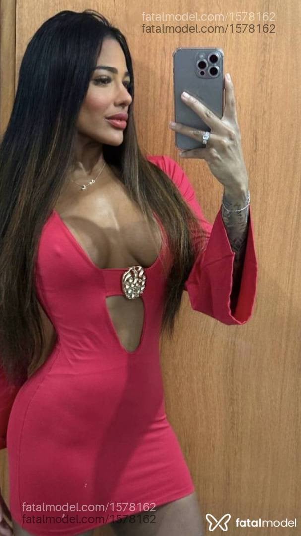 Acompanhante mulher morena (o) de olhos castanhos - Luiza