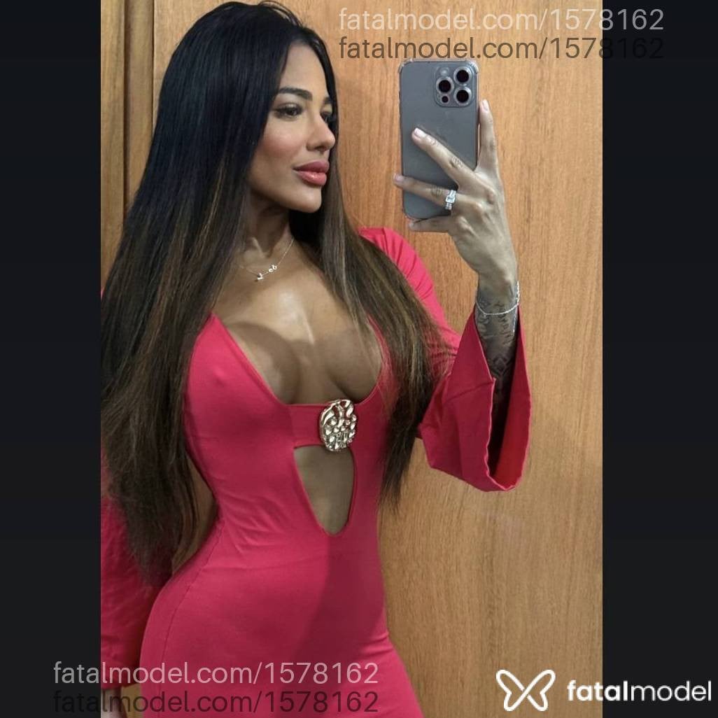 Acompanhante mulher morena (o) de olhos castanhos - Luiza