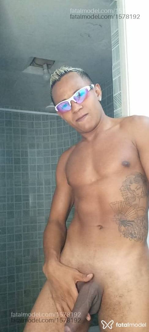 Acompanhante homem morena (o) de olhos castanhos - NEGAOPERNAS Acompanhante homem morena (o) de olhos castanhos - NEGAOPERNAS
