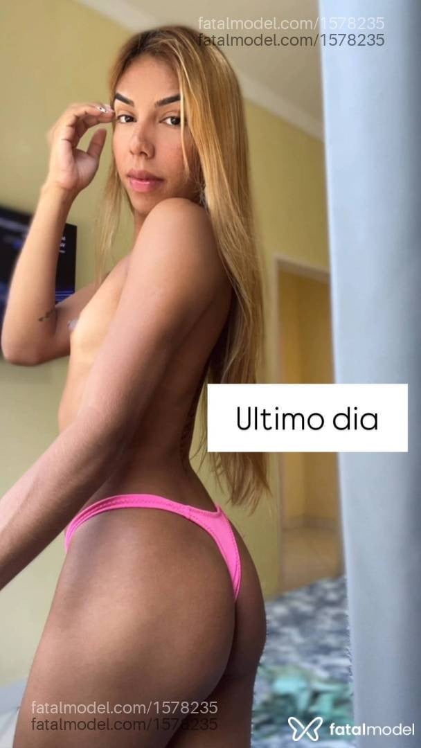 Acompanhante mulher trans com cabelo castanho de olhos castanhos - Bianca Acompanhante mulher trans com cabelo castanho de olhos castanhos - Bianca
