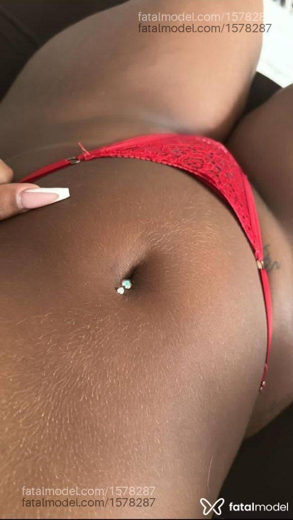 Acompanhante mulher morena (o) de olhos pretos em Dois Vizinhos - Luiza Mendes