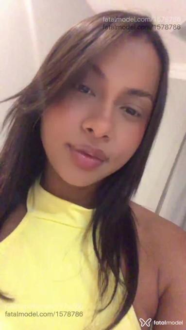 Acompanhante mulher com cabelo castanho de olhos castanhos em Aracruz - JÉSSICA MELO