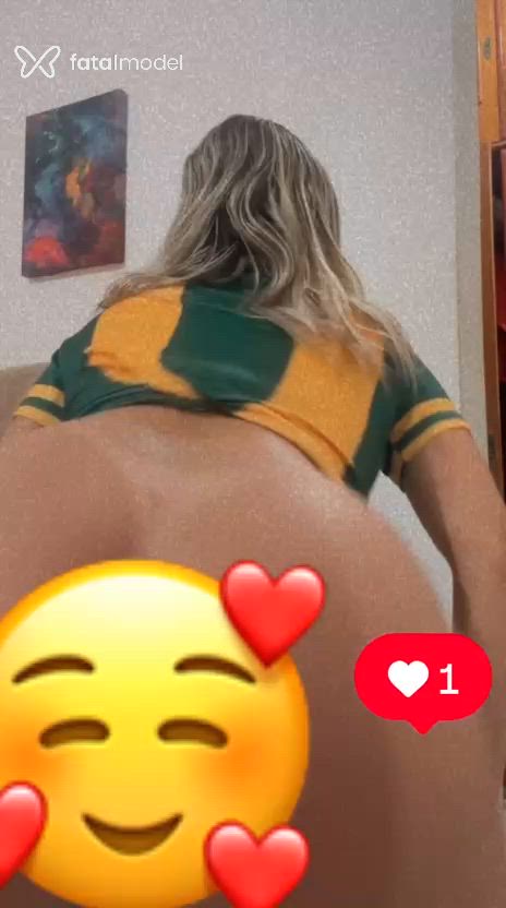 Acompanhante mulher loira (o) de olhos verdes - Rayssa