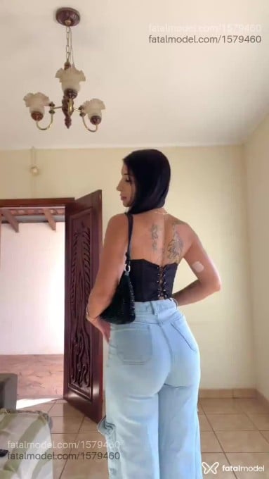 Acompanhante mulher trans morena (o) de olhos castanhos em Cassilândia Acompanhante mulher trans morena (o) de olhos castanhos em Cassilândia - Bergantini