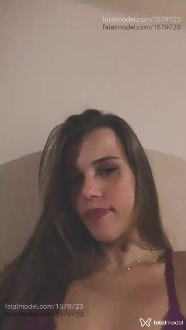 Acompanhante mulher loira (o) de olhos castanhos em Eunápolis - Camila