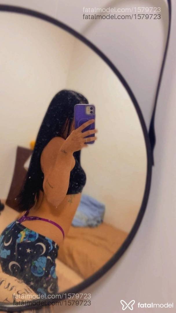Acompanhante mulher loira (o) de olhos castanhos - Maitê