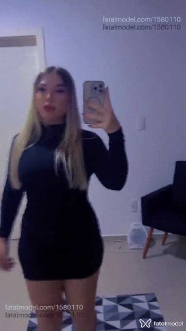 Acompanhante mulher loira (o) de olhos verdes em São José - Alicia Belline