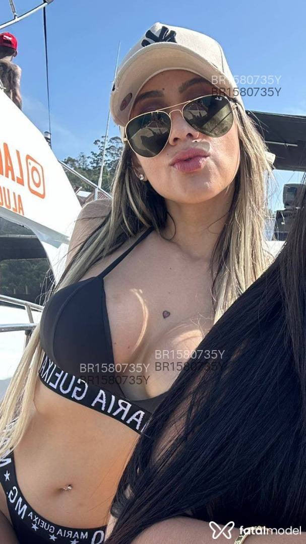 Acompanhante mulher loira (o) de olhos castanhos - Melissa angel Acompanhante mulher loira (o) de olhos castanhos - Melissa angel