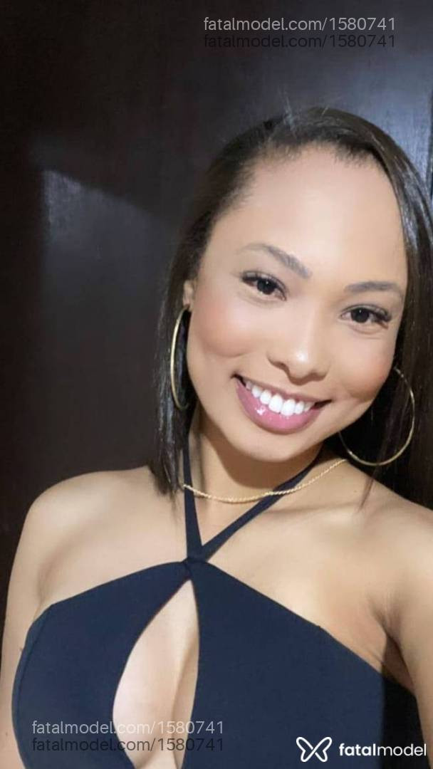 Acompanhante mulher com cabelo castanho de olhos castanhos - Japonesa Acompanhante mulher com cabelo castanho de olhos castanhos - Japonesa