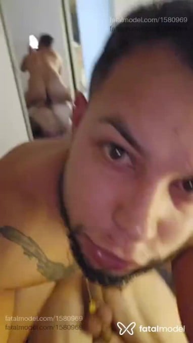 Acompanhante homem com cabelo castanho de olhos castanhos - Caio Vernek Acompanhante homem com cabelo castanho de olhos castanhos - Caio Vernek