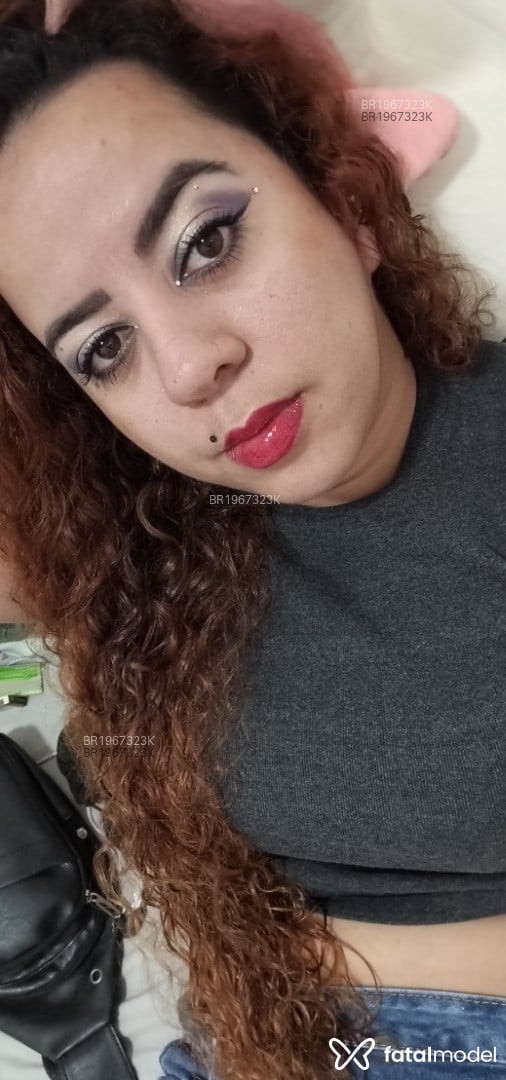 Acompanhante mulher ruiva (o) de olhos castanhos em São Paulo - Honey