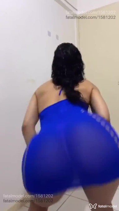 Acompanhante mulher com cabelo castanho de olhos castanhos - Lunna Acompanhante mulher com cabelo castanho de olhos castanhos - Lunna