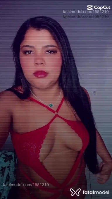 Acompanhante mulher morena (o) de olhos castanhos em Morrinhos Acompanhante mulher morena (o) de olhos castanhos em Morrinhos - Lolozinha
