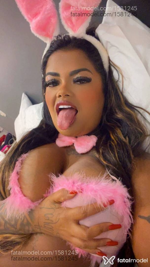 Acompanhante mulher morena (o) de olhos pretos - Agatha