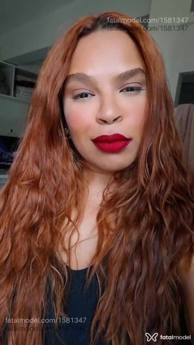 Acompanhante mulher morena (o) de olhos pretos em Curitiba - Liz Camargo