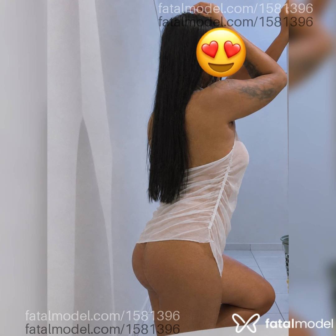 Acompanhante mulher morena (o) de olhos castanhos - Letícia