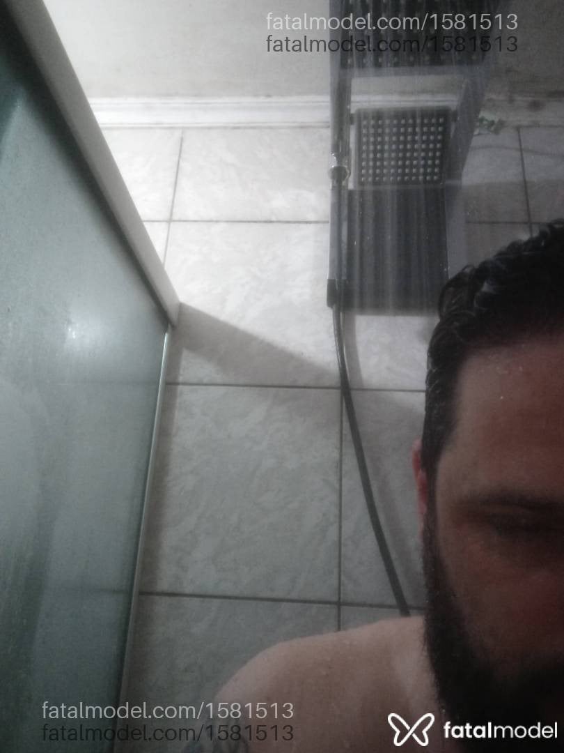 Acompanhante homem com cabelo castanho de olhos verdes - Uberfetiche