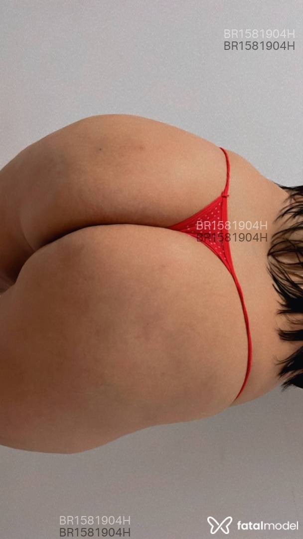 Acompanhante mulher com cabelo castanho de olhos castanhos em Tangará da Serra - Júlia