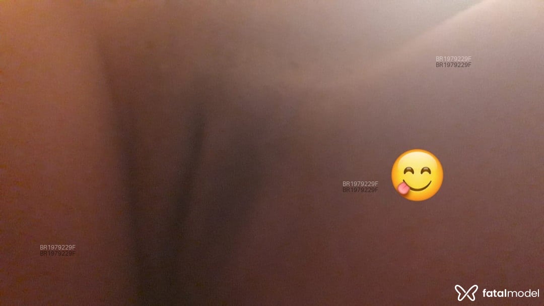 Acompanhante mulher com cabelo castanho de olhos pretos em Imbé Acompanhante mulher com cabelo castanho de olhos pretos em Imbé - Joice