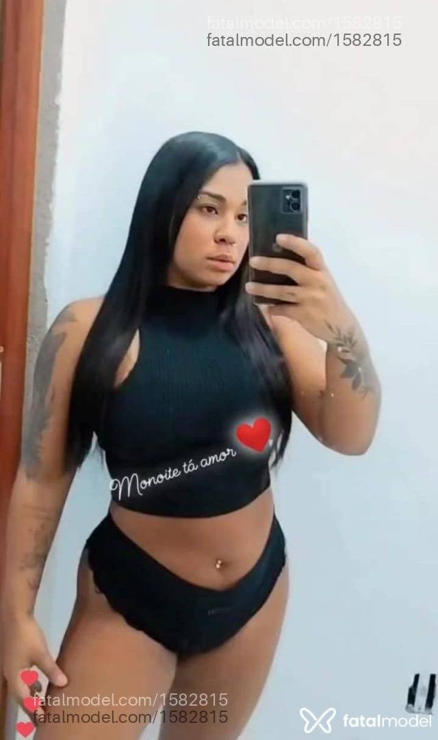 Acompanhante mulher morena (o) de olhos castanhos - Vitória Souza