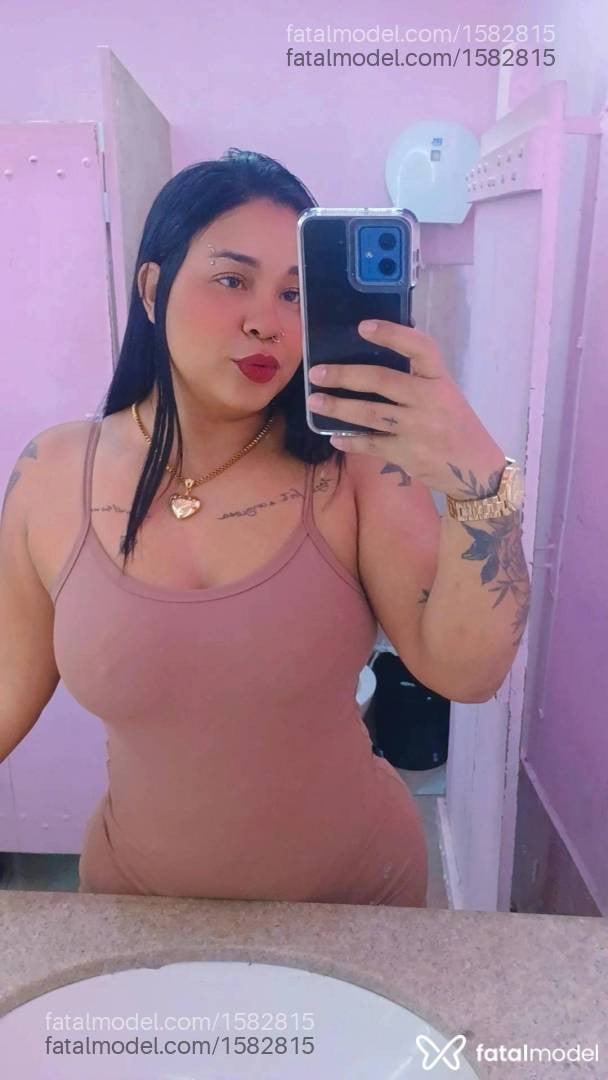 Acompanhante mulher morena (o) de olhos castanhos - Vitória Souza