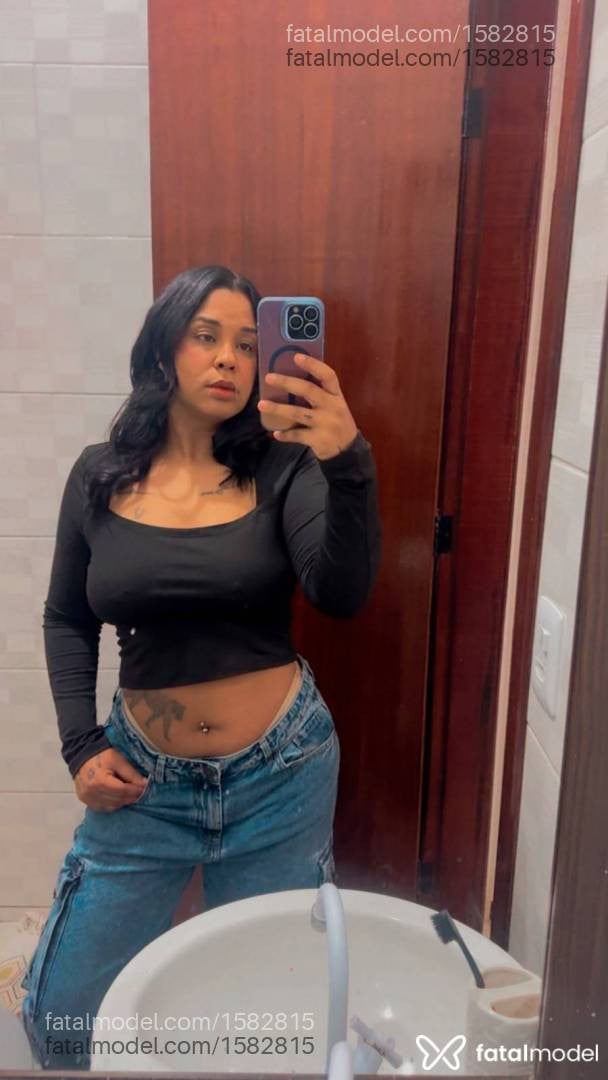 Acompanhante mulher morena (o) de olhos castanhos - Vitória Souza