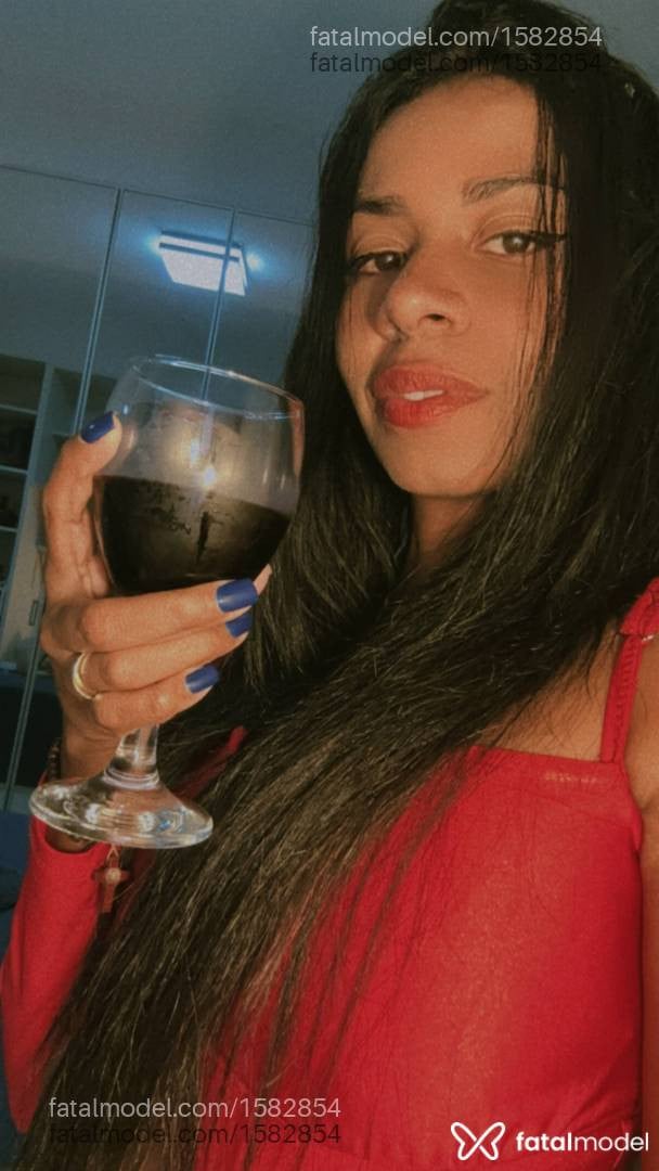 Acompanhante mulher morena (o) de olhos castanhos em Parauapebas - Loren