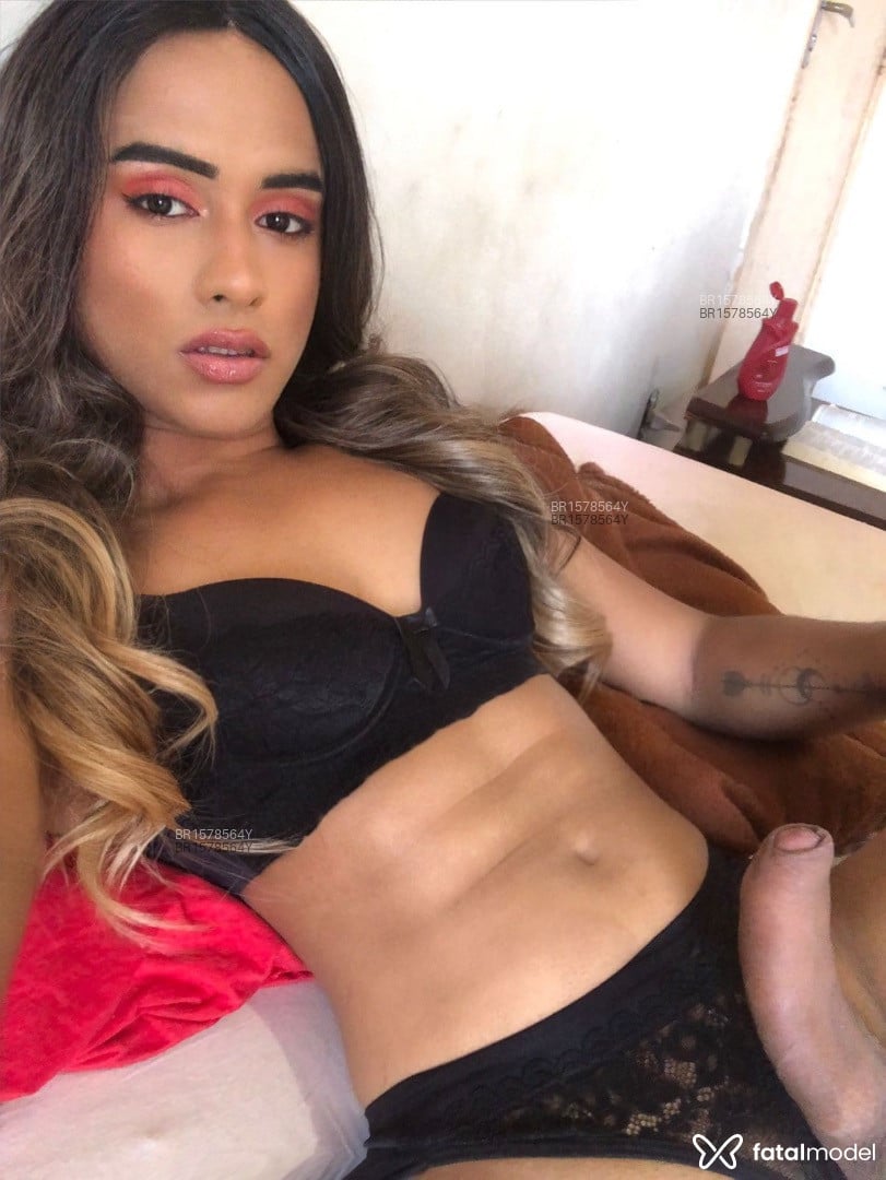 Acompanhante travesti loira (o) de olhos pretos em Bauru Acompanhante travesti loira (o) de olhos pretos em Bauru - Melissa Vandergeld